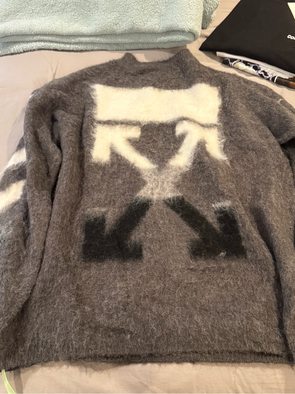 Off-White Gray Crewneck Sweater with White & Black Arrow Motif